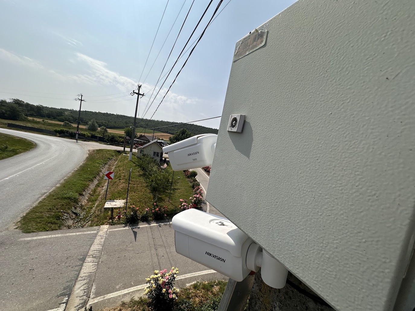 Cameră Hikvision ColorVu